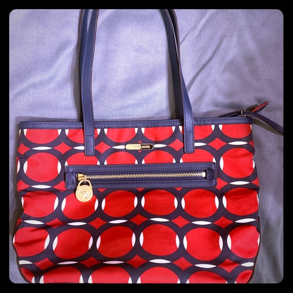 Michael Kors handbag - Picture 1 of 6